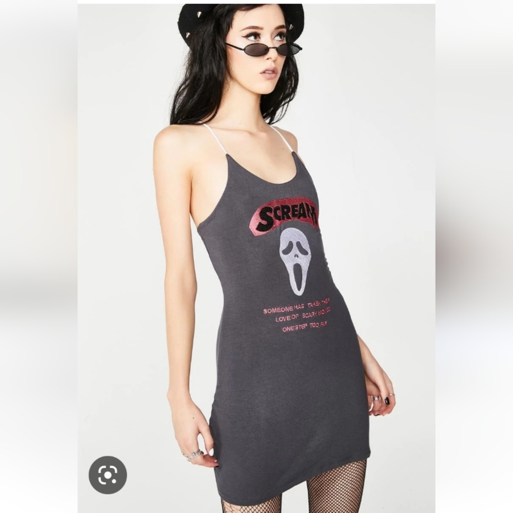 O Mighty scream dress